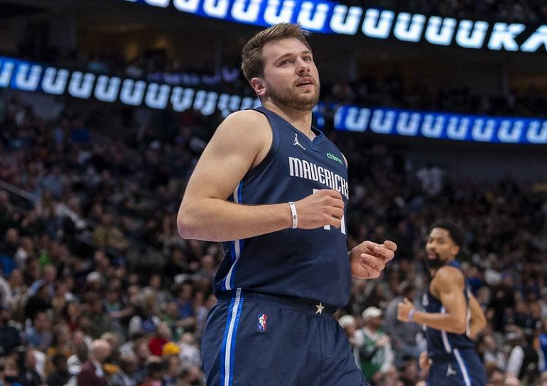 开云体育-费德勒关键节点比分优势明显，日本队带队取胜！的简单介绍